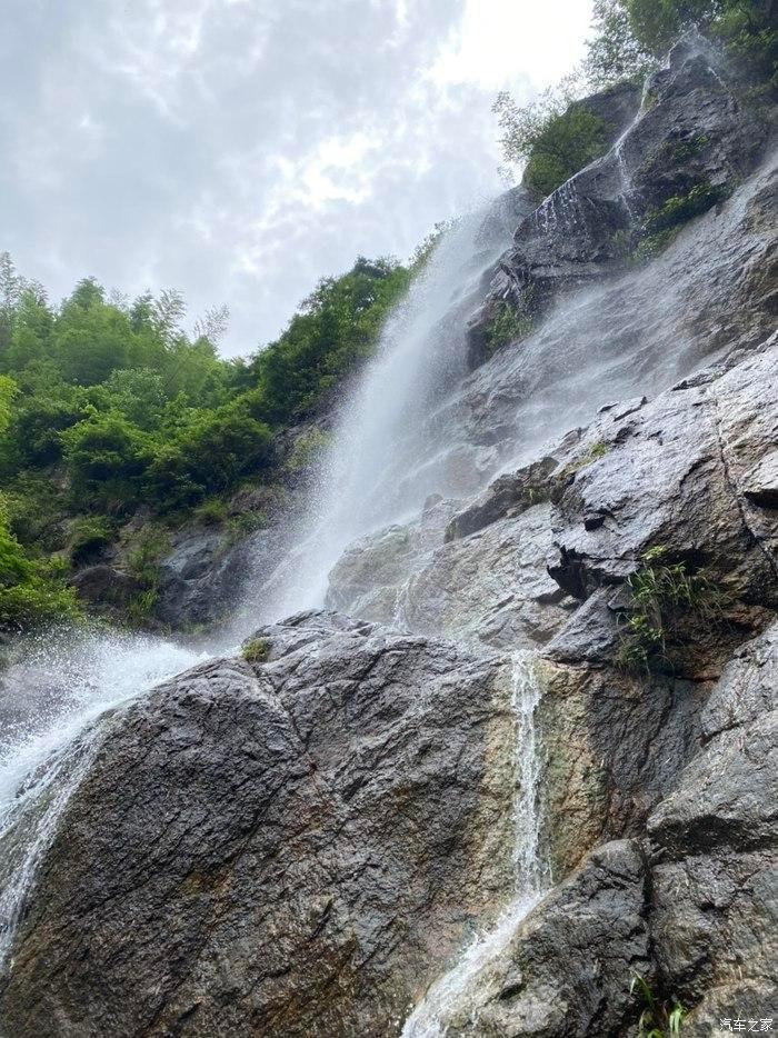 《一念关山》编剧张巍发声被强行捂嘴，资本的水到底有多深？
